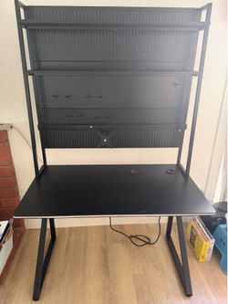 Kids gaming desk