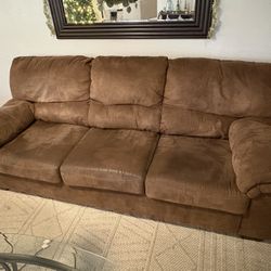 Couch, Table And Lamp Set