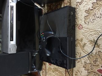 Xbox One with one controller