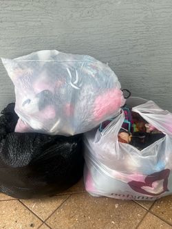 Free clothes and toys !!