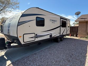 2017 KZ Connect C241RLK 25ft with slide