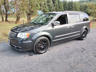 2011 Chrysler Town and country