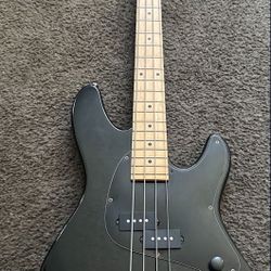 Ibanez Tr 50 Electric Bass 