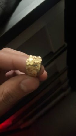 Golden nugget ring
