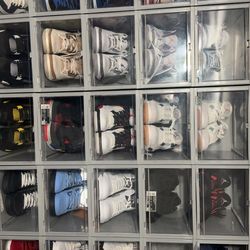 Shoe containers (shoes not included)