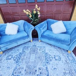 Beautiful Set 2 Couch Totally Deep Clean Good Condition No Stains No Smell 