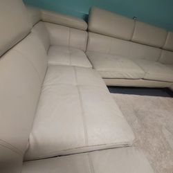 High Quality Sectional Couch
