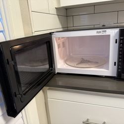 Hamilton Beach Microwave 