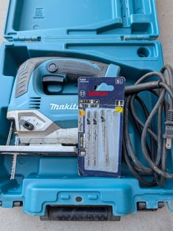 6.5 amp Makita jigsaw