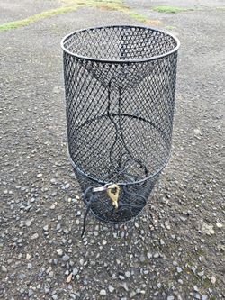 Torpedo craw fish trap