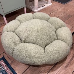 Pet bed