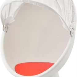 WHITE CHILD EGG CHAIR 