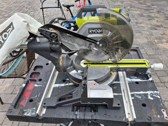 Ryobi 10-inch corded sliding compound miter saw