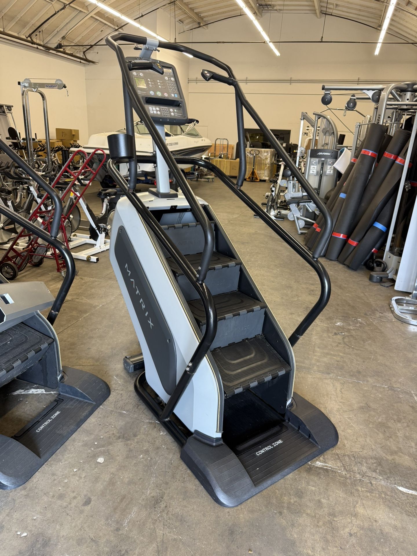 Matrix climbmill, stairmaster Stepmill, commercial gym equipment