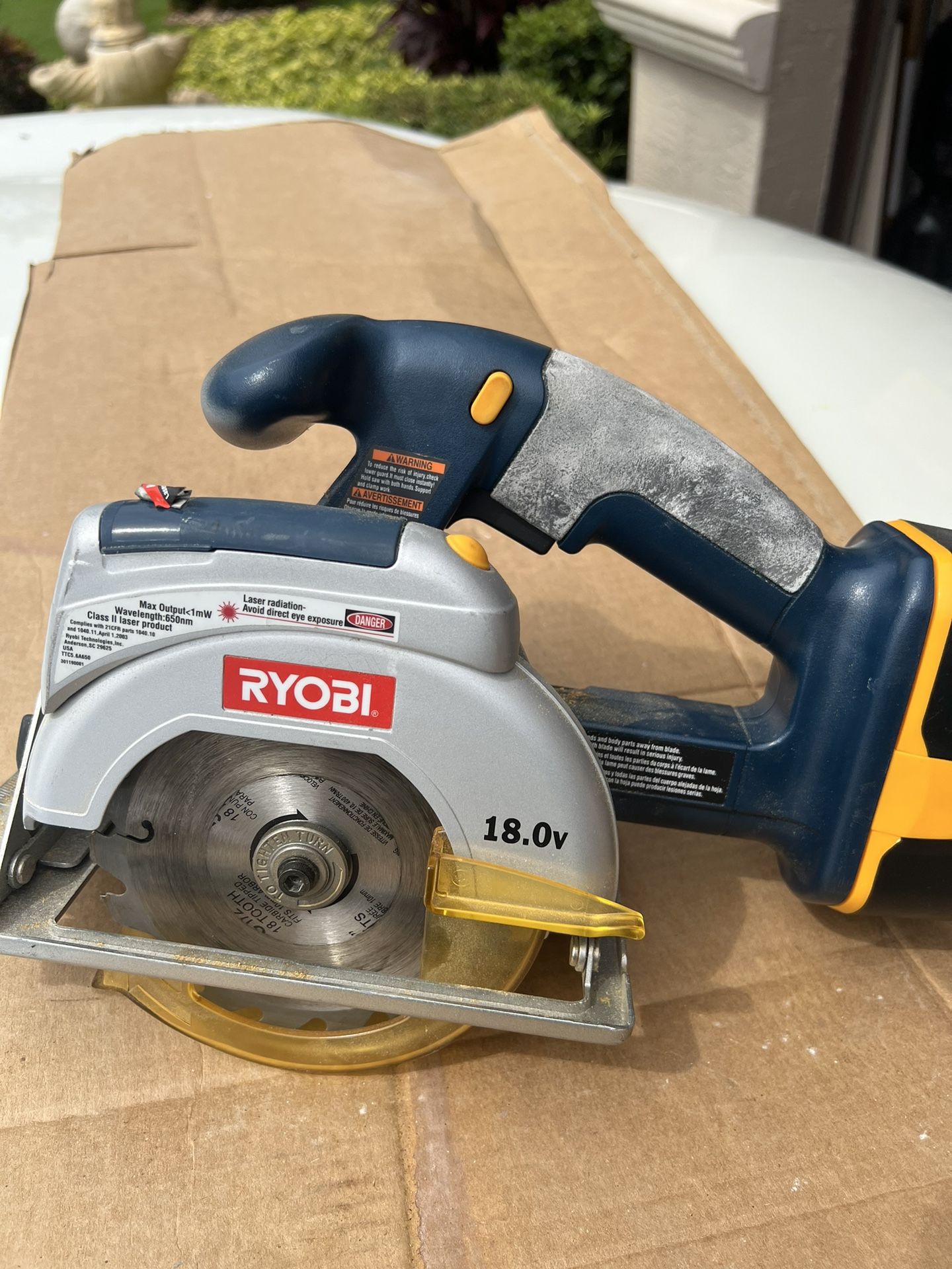 RYOBI CIRCULAR CORDLESS 5 1/2 “SAW. 18VOLT