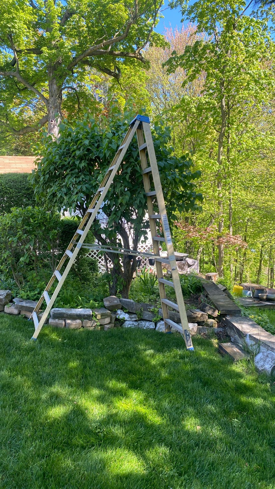 10ft Fiberglass Step Ladder Excellent