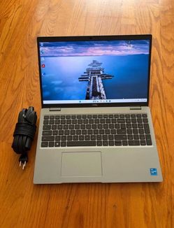 15.6 inches Dell Latitude 5520 Laptop Win11 Pro i5 1145G7 @2.6Ghz RAM 32Gb NVME 256Gb Microsoft Office - Product 2022