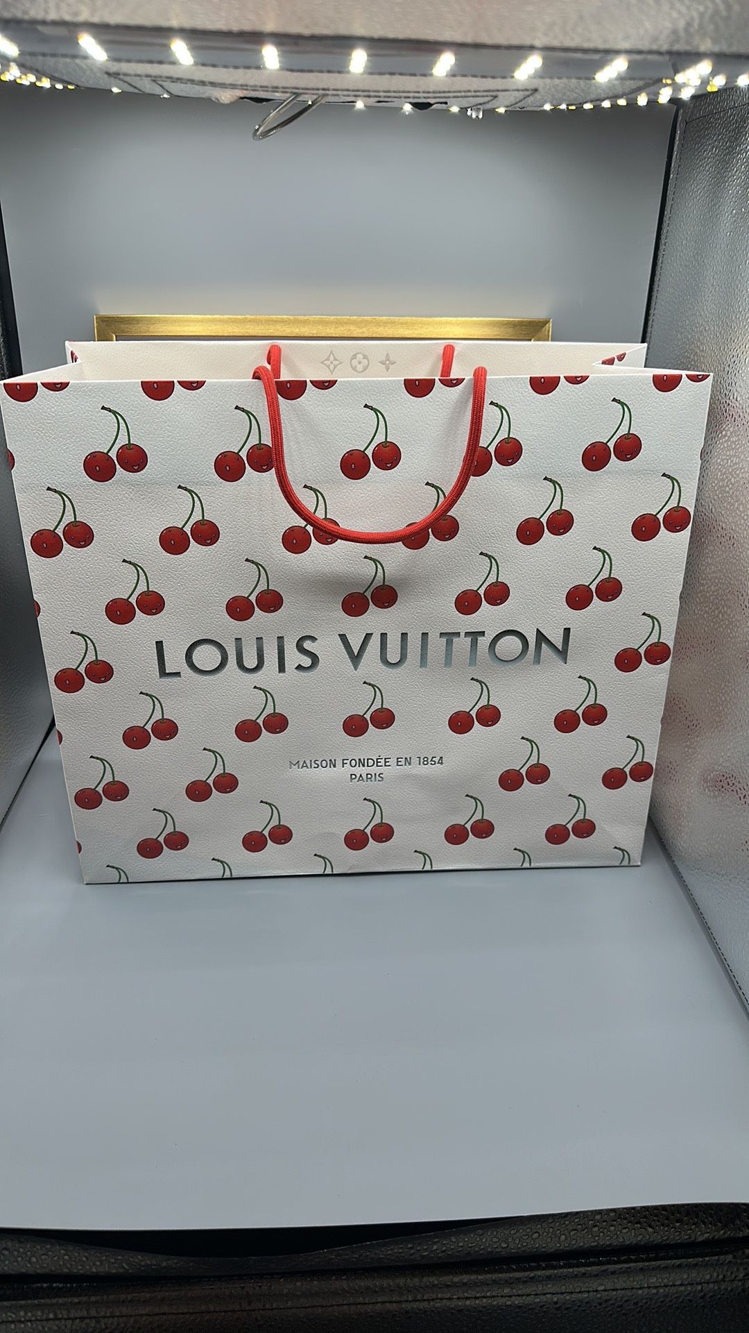 Louis Vuitton X Takashi Murakami, Cherry Paper Shopping Bag