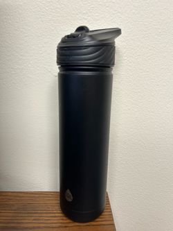 Water bottle