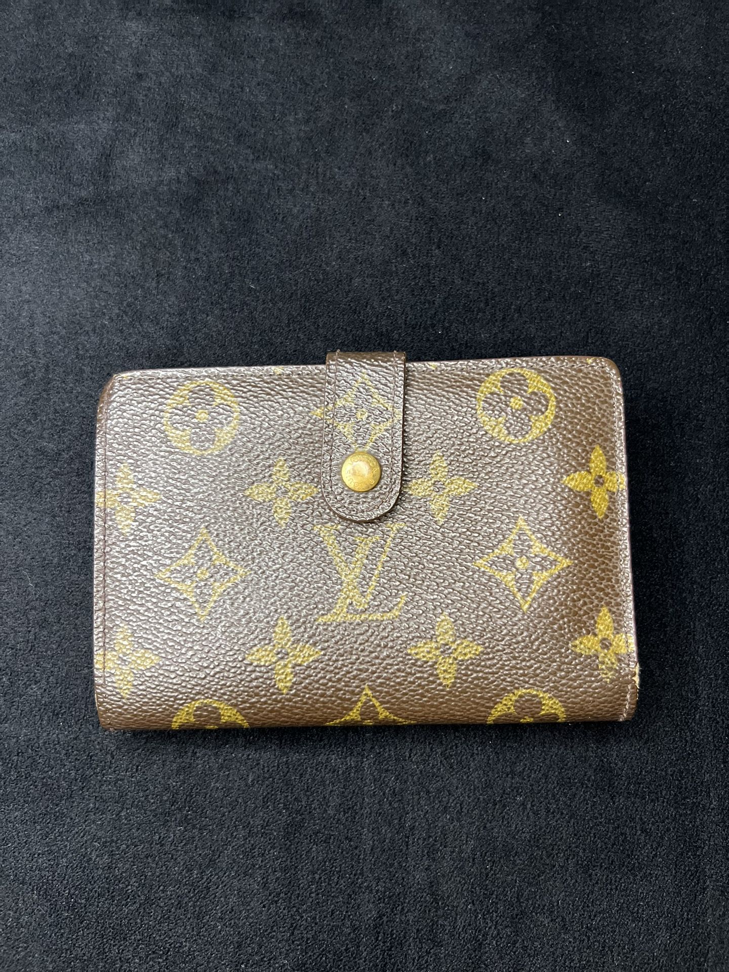 Louis Vuitton Kisslock