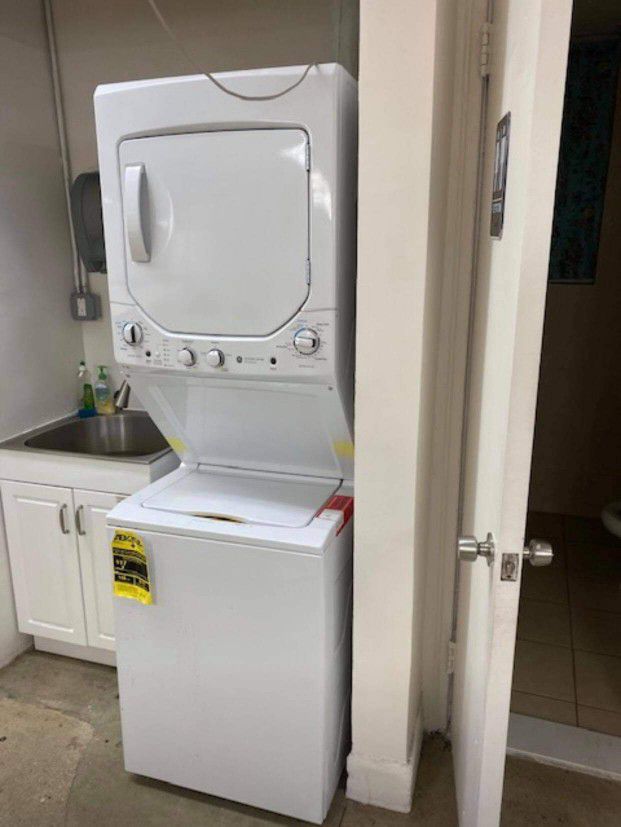New Stackable Washer And Dryer 