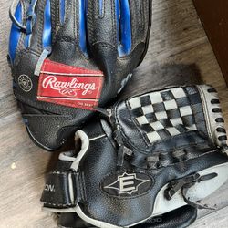 Baseball Gloves Tball