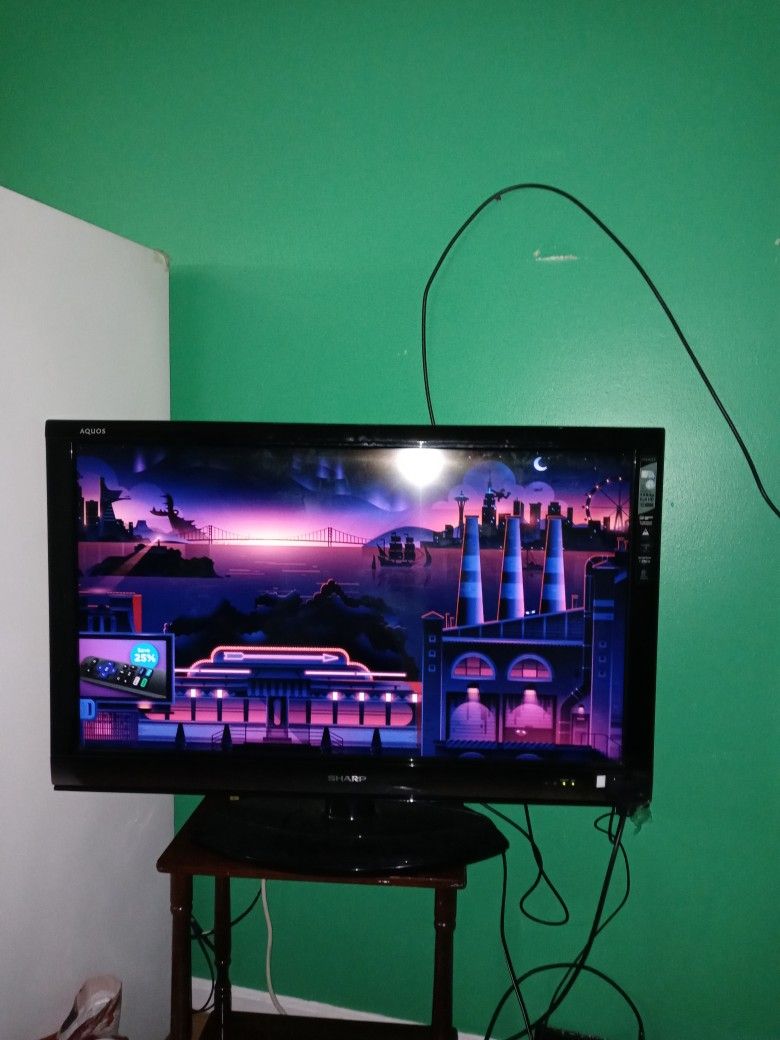 42 Inch Smart Tv 1080P Sharp with remote