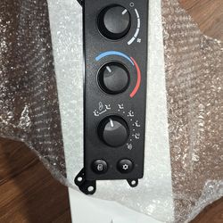 2006 Dodge Ram 1500 Thermostat Control