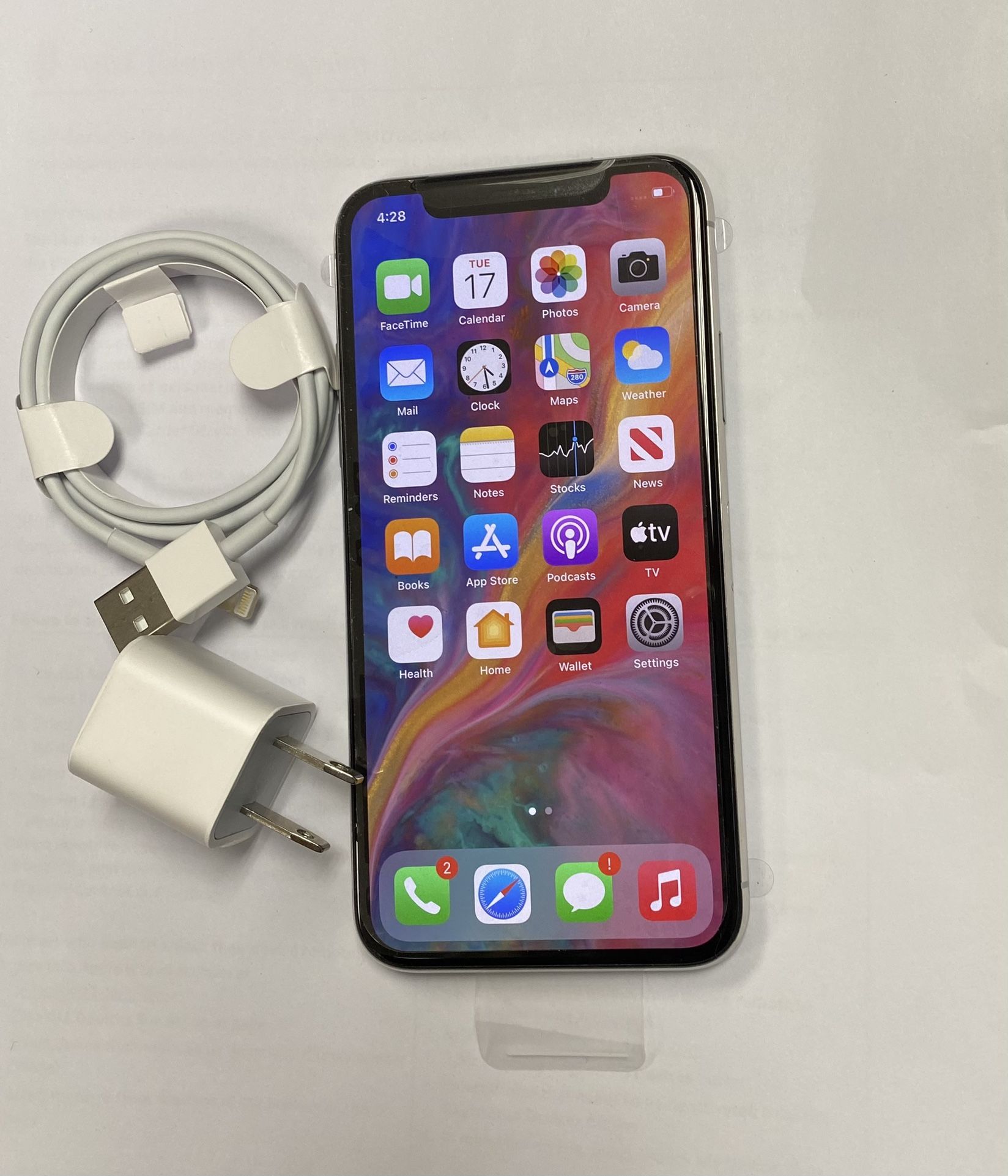 Factory unlocked apple iphone X 64 gb, store warranty!