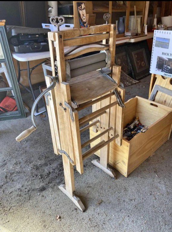 +Antique Ancor Folding Bench Wringer 