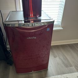 Refrigerator And Ice Maker Set 