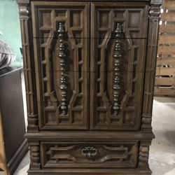Chest of Drawers