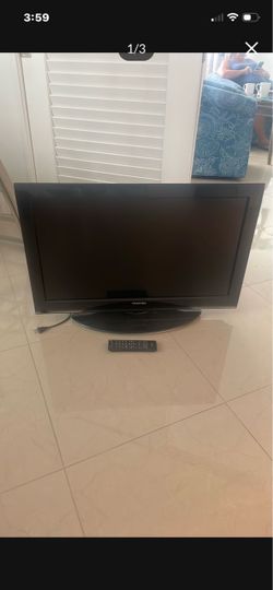 Toshiba Flat Screen TV with Remote