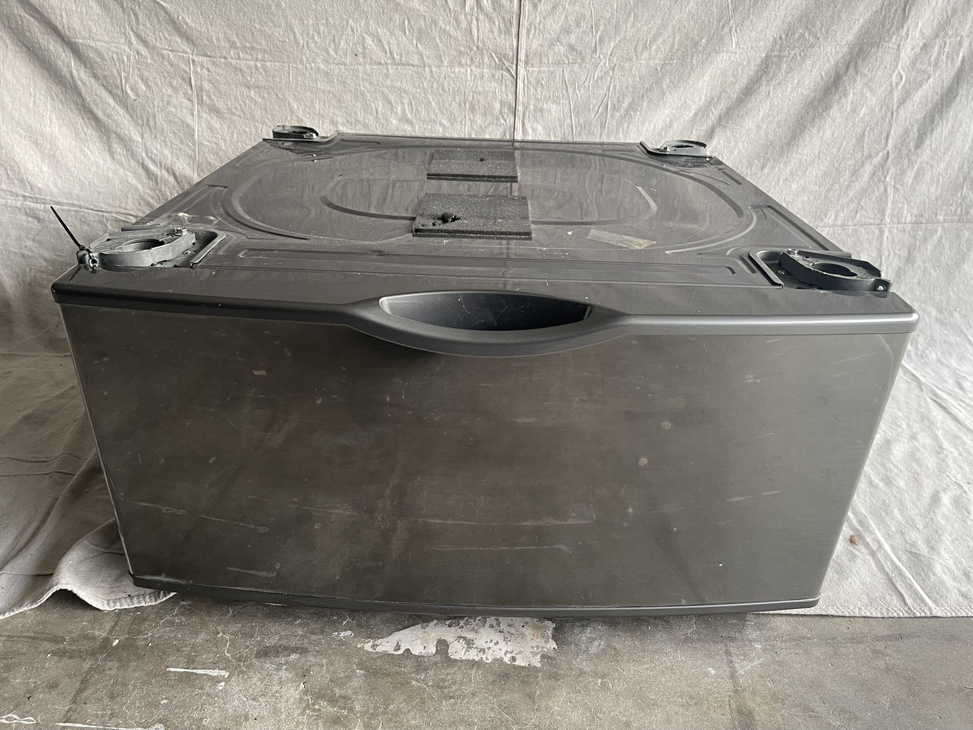 SAMSUNG 27" Laundry Pedestal-Platinum-WE357A0P/XAA