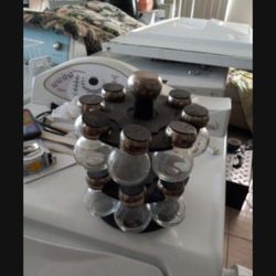 Pepper Shakers Bottles 11 Bottles for $7