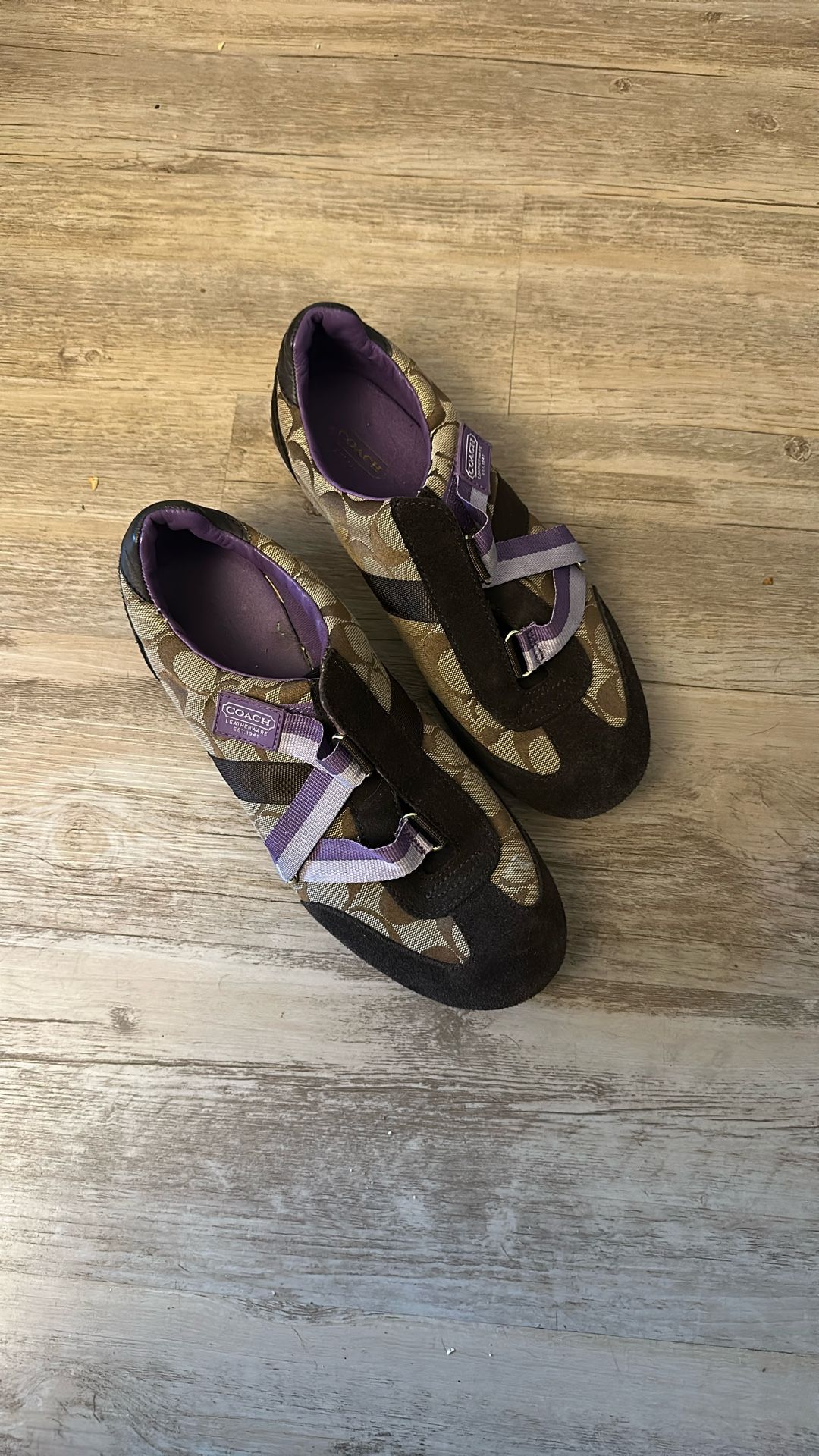 vintage coach tennis shoe