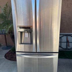 Kenmore Refrigerator 