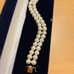 Pearl Bracelet