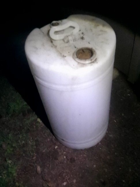 15 Gallon Container