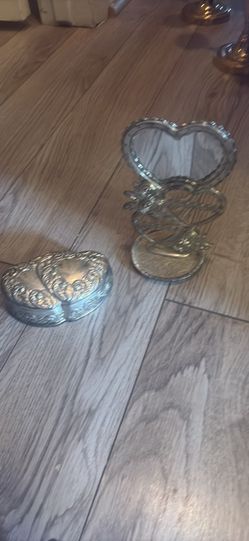 Vintage box and mirror