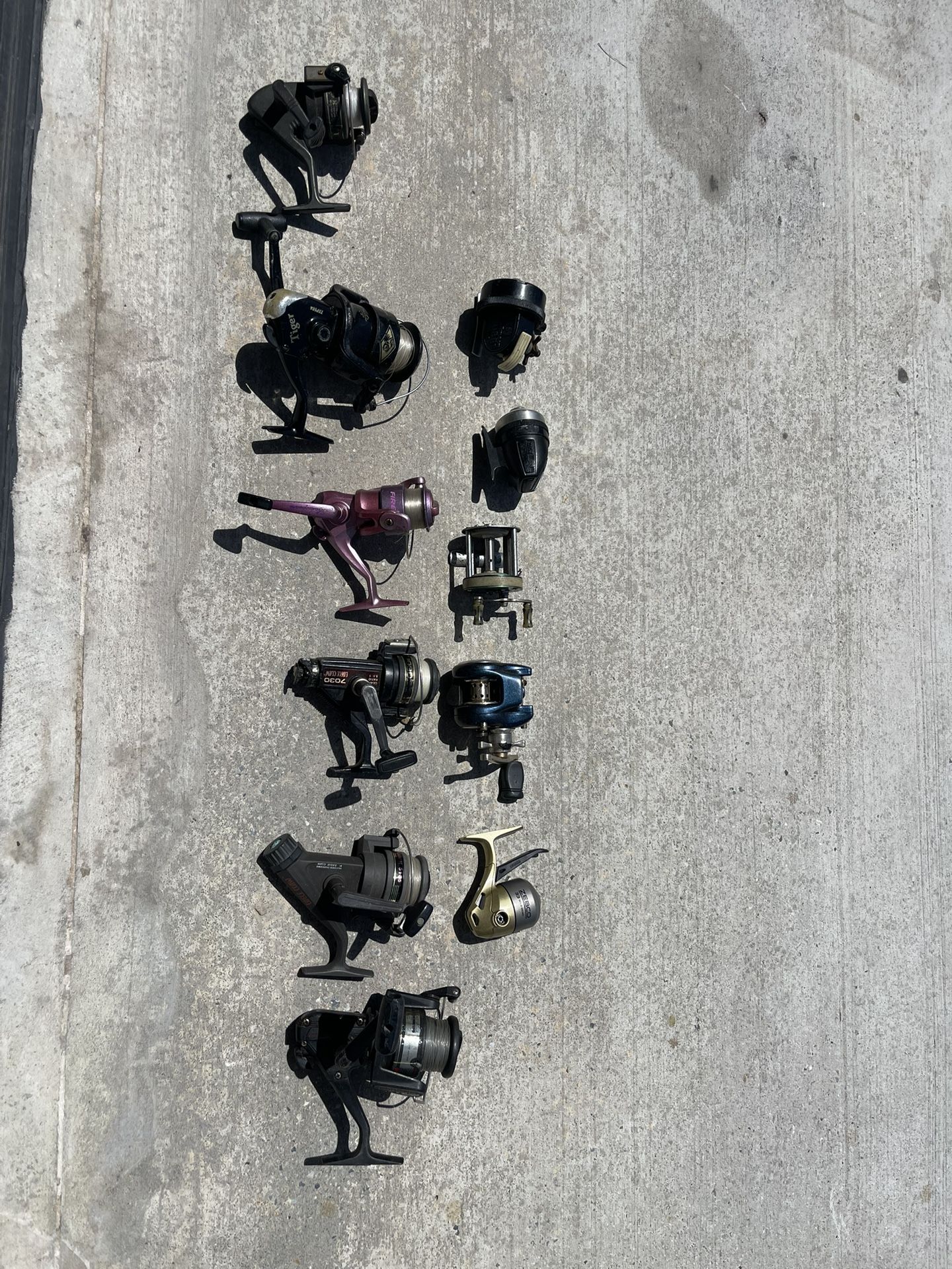 Lot Of (11) Reels To Fix Up Or Parts