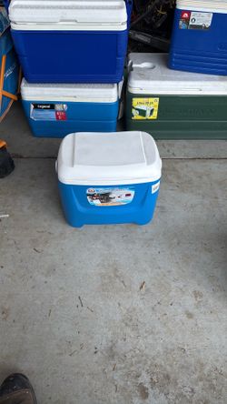28 qt igloo ice chest