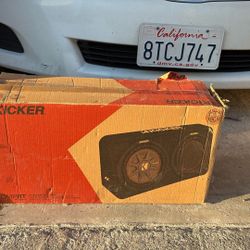 Kicker Comp R/ T 10 In Sub With Reflex Subwoofer 