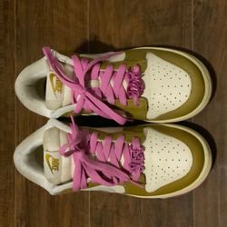 Nike Dunks