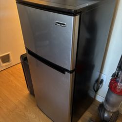 Medium Stainless Steel Refrigerator 