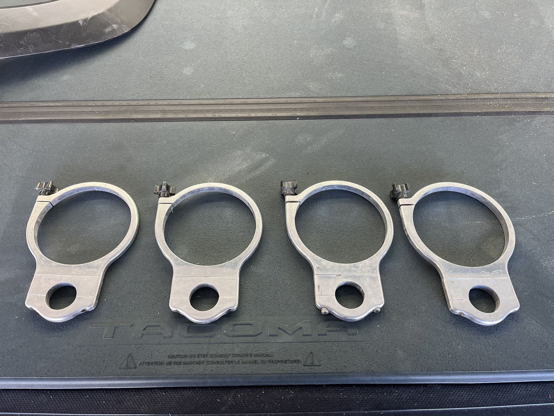 Fire bottle clamps set of 4