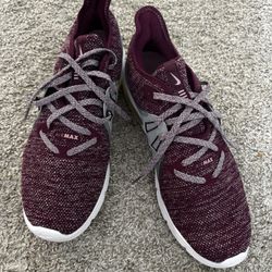 Nike Air Max Burgundy Running Shoes – Size 10 – Great Condition