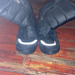 Snow Boots Size 2