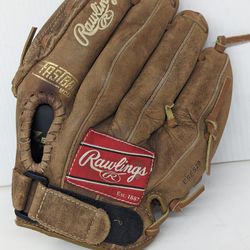 Rawlings Fits Right Hand. 11" Baseball Glove 