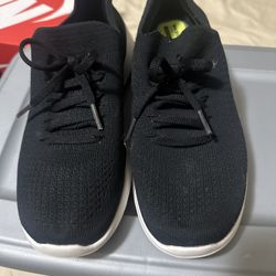 Tenis Skechers Size 8.5 Black